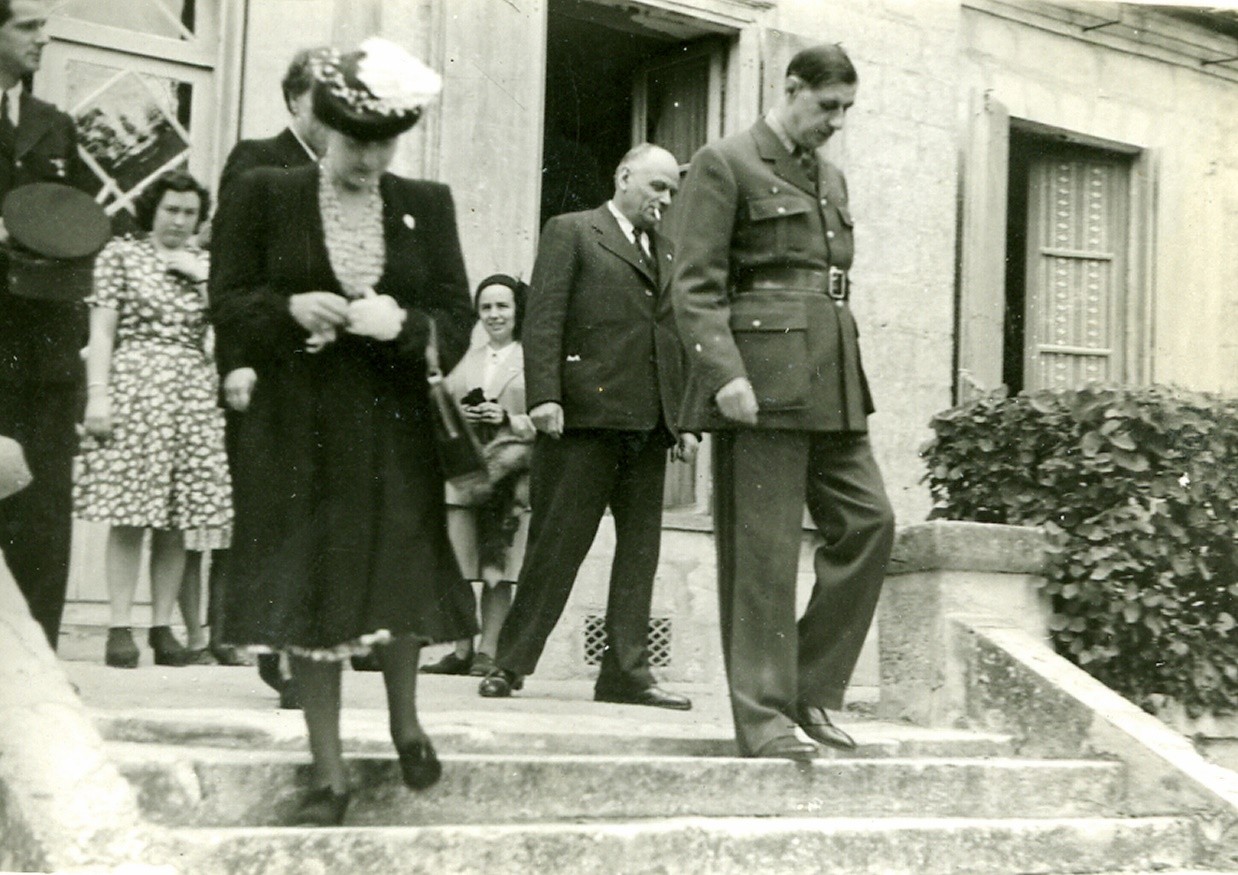 Départ de Gaulle Laroque 1947